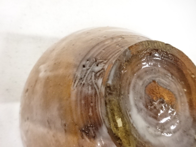  作家物　萩焼　茶碗（保護箱付）